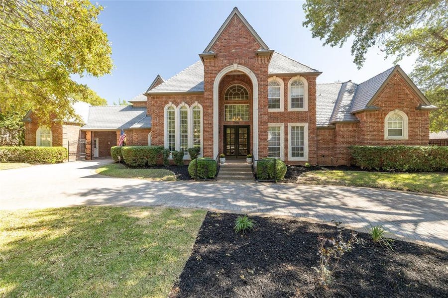 Property photo for 4607 Cresthaven Drive, Colleyville, TX