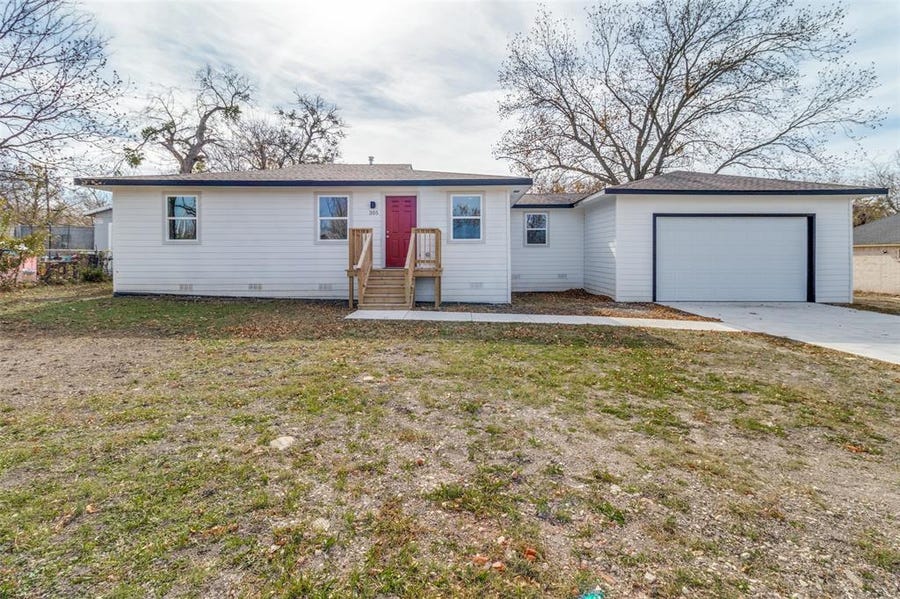 Property photo for 305 W Thomas, Leonard, TX