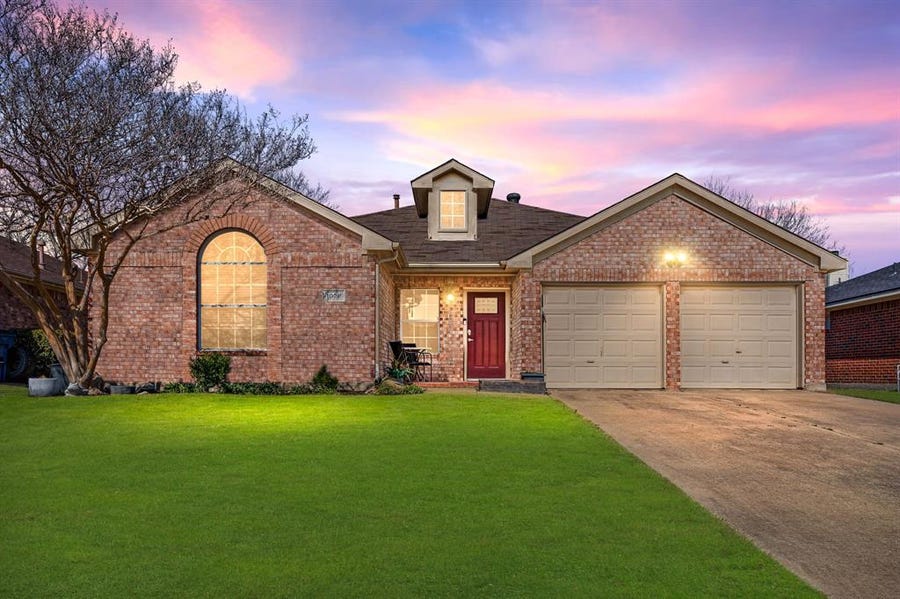 Property photo for 1028 Ridgecrest Drive, McKinney, TX