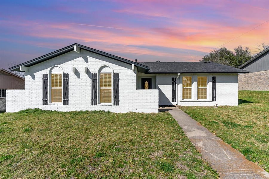 Gina Eaker Lugary Real Estate