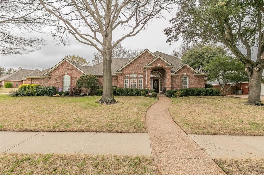 Property photo for 1122 Countryhill Drive, Keller, TX