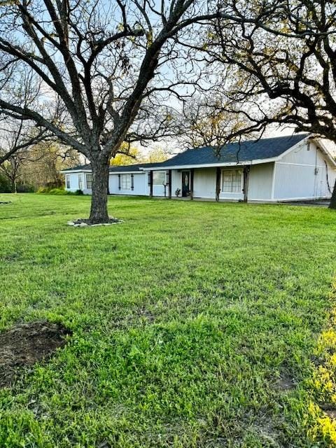 Property photo for 220 Ash Creek Drive W, Azle, TX