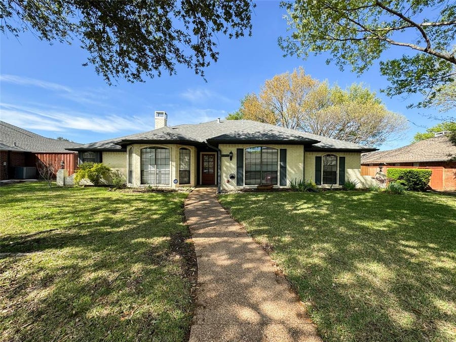 Property photo for 712 Michelle Place, Coppell, TX