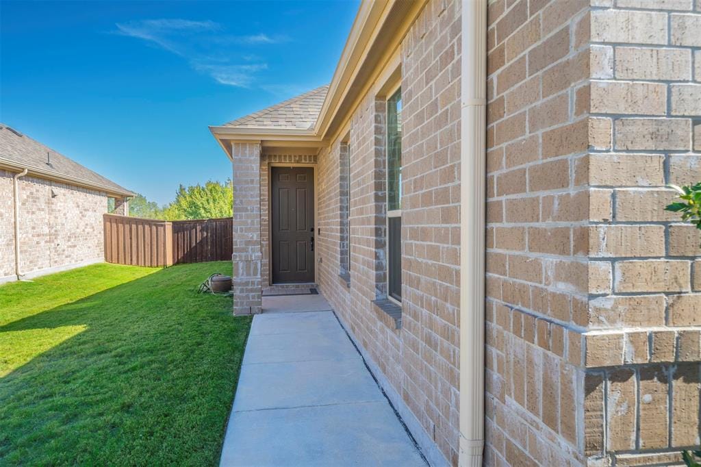 8928 Bison Creek Drive, Fort Worth, TX 76131 MLS 20759497